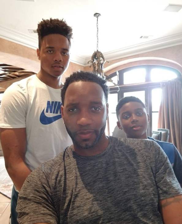 采取行动 采取行动